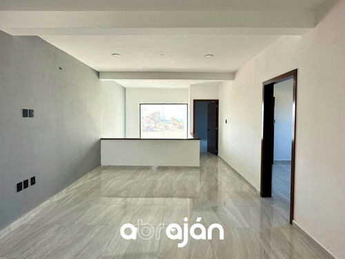 Se Vende Casa Con Alberca Privada En Veracruz, En Residencial Lomas Del Sol De La Riviera Veracruzana