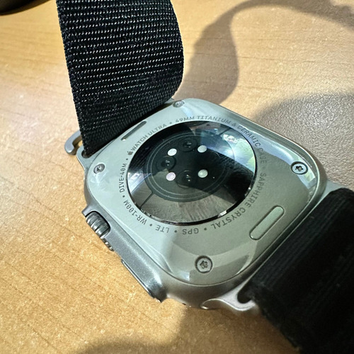 Apple Watch Ultra Gps + Celular - Caja De Titanio 49 Mm (Usado)