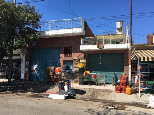 Imagen 1 de 14 de 2 Locales + 2 Deptos - Ideal Inversor Para Renta