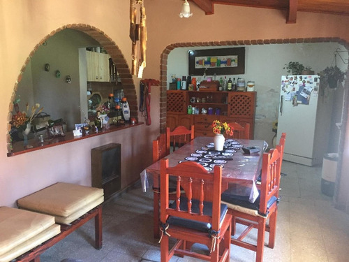 Imagen 6 de 13 de Casa En Venta A 1 Cuadra Av Felix Paz