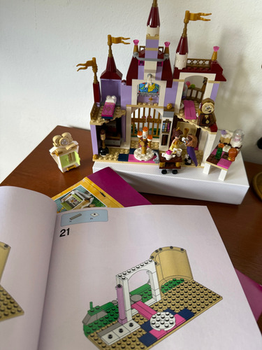 Lego 41067 Disney Princess Castillo Encantado Bella 374 Bella (Usado)