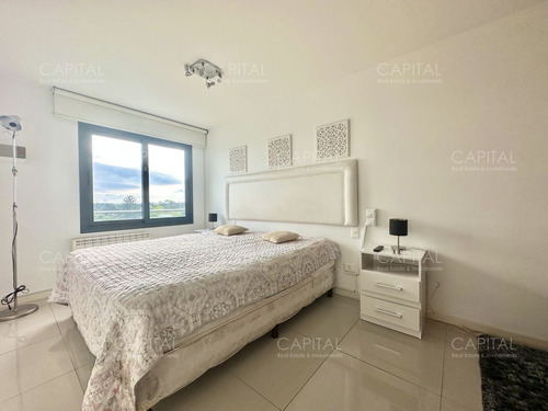 Imagen 5 de 15 de Apartamento De Dos Dormitorios En Venta, Torres Barcelona, Maldonado.