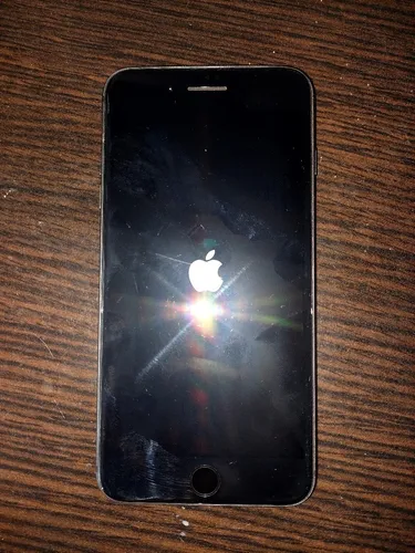Celular Iphon 8 Plus (Usado)