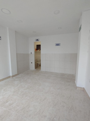 Imagen 10 de 13 de Local En Arriendo En Chía Santa Rita. Cod 104057