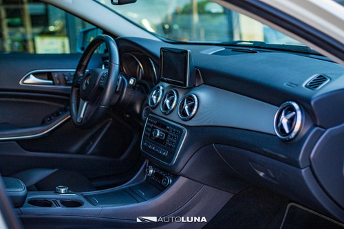 Mercedes Benz Gla 250 4matic Urban