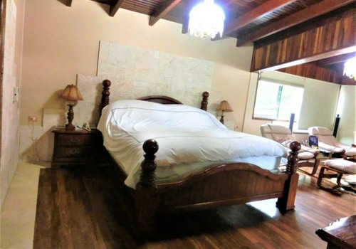 Imagen 10 de 14 de Cada En Venta Urb. El Castaño 0412-872.45-45