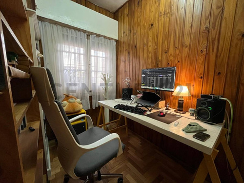 Venta Casa 4 Ambientes+escritorio - Patio - Parrilla - Terraza - Floresta