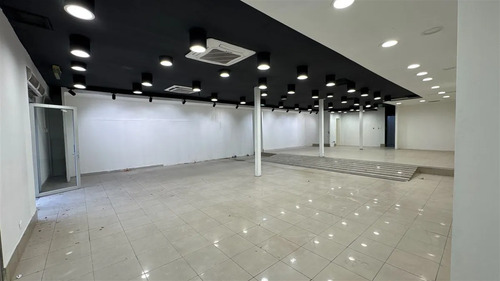 Local Con Ubicacion Estrategica Ideal Retail O Todo Comercio
