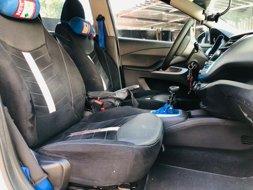 Imagen 10 de 13 de Chevrolet Aveo 2020 Lt