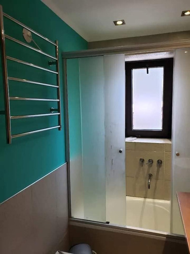 Imagen 12 de 17 de Departamento Alquiler Temporario De Categoria En San Martin De Los Andes. Cochera Cubierta Y Ascensor, Ubicado A 1 Cuadra De Plaza Sarmiento Y 4 De Plaza San Martin. Ropa Blanca. Totalmente Equipado