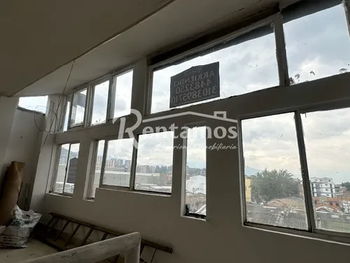 Local En Arriendo En Mayoritaria. Cod A775889