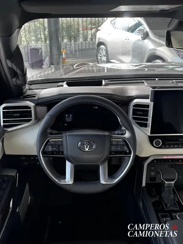 Toyota Sequoia 3.5 V6 Capstone