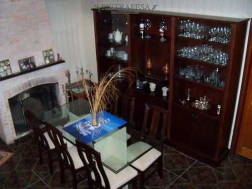 Casa En Venta Con Piscina, 3 Dorm, 4 Baños, Garaje-colón
