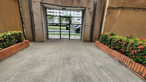 Imagen 8 de 17 de Venta Apartamento Los Mangos Ramses Suites Ii 165448 Andres Peña