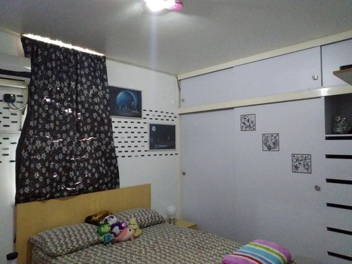 Imagen 9 de 12 de Pentahouse Amplio Y Fresco En La Urbanización Los Caobos Maracay 22-14245