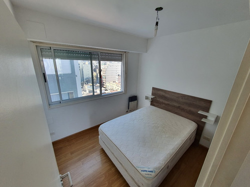 Imagen 9 de 14 de Excelente Departamento De Dos Ambientes Con Cochera En Inmejorable Ubicación De San Telmo - Independencia 742, 11vo. D , Entre Piedras Y Chacabuco, Caba