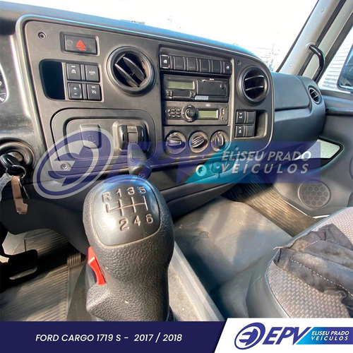 Imagem 10 de 10 de Ford Cargo 1719