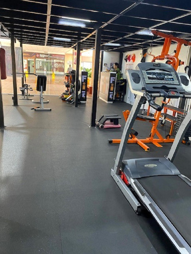 En Venta Local Comercial Y Fondo De Comercio En El Cc Galerias Prados Del Este