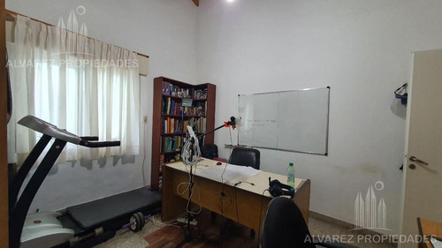 Imagen 22 de 30 de Casa 4 Ambientes Venta Morón