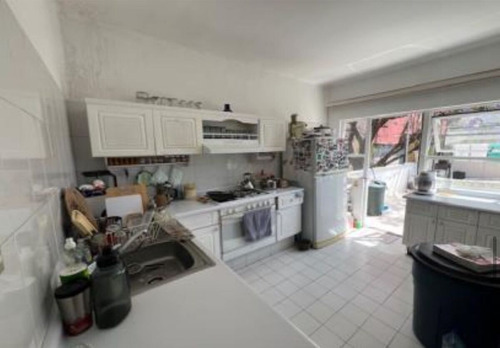 Local Comercial Con Departamento En Venta Col. Guadalupe Inn