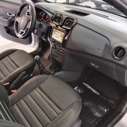 Renault Logan 1.6 16v Intense