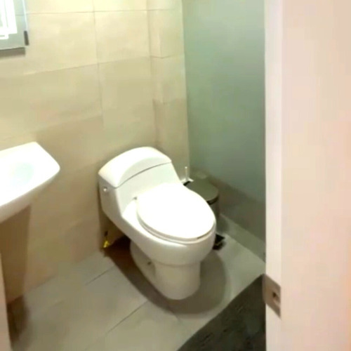 Lm Suites, Casco Central, Lecheria | Alquiler Apto Por Dia | 72 Mts2 | 2h | 2b | 1pe | 65$ Por Dia