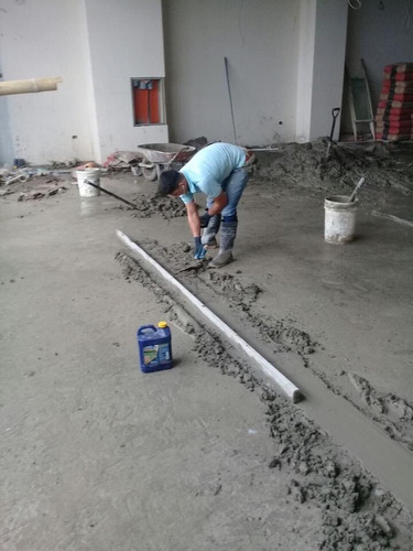 Imagen 2 de 10 de Instalacion De Pisos De Madera Y Cerámica