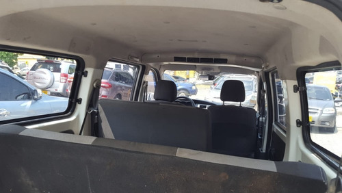 Camioneta Changan Mini Van 7 Puestos Partizular