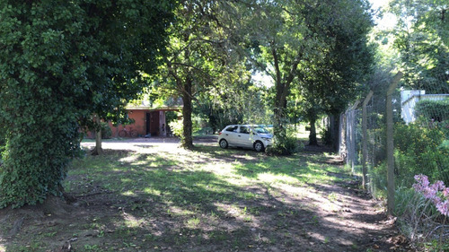 Imagen 17 de 21 de Vendo Casa Quinta En El Barrio Mas Lindo De La Ciudad, Sobre Asfalto Y Todo Parquizado!!