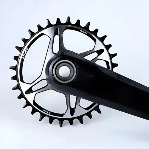 Corona Singola Per Mountain Bike 32/34/36/38T BCD 104 | Alluminio 7075 Leggero E Resistente Per Prestazioni Migliorate