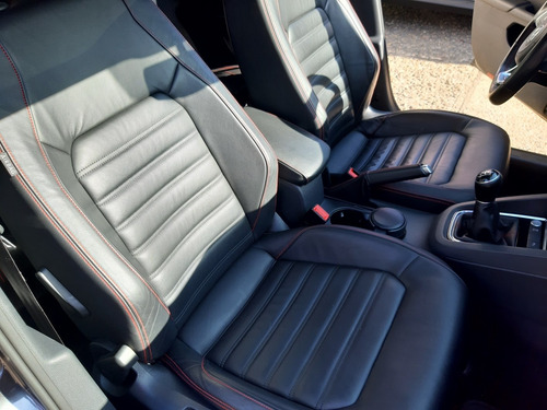 Imagen 9 de 11 de Volkswagen Vento 2.0 Tsi Gli 211cv App Connect 2016