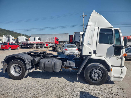 Imagem 7 de 15 de Ford Cargo 4432