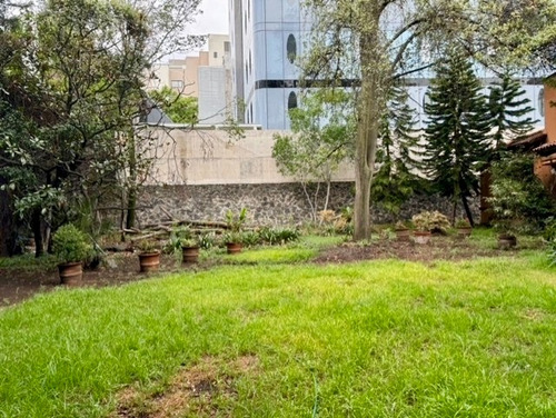 Venta Magnífico Terreno Con Uso De Suelo Mixto Para Edificio De 8 Niveles