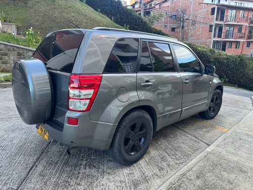 Suzuki Grand Vitara 2.7 Sz