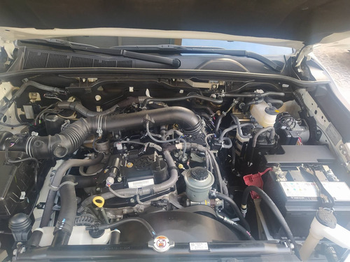 Toyota Hilux Sw4 2.7 Srv 7 Lugares 4x2 16v Flex 4p