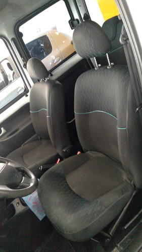 Kangoo Authentique 5a 2015 (jb)