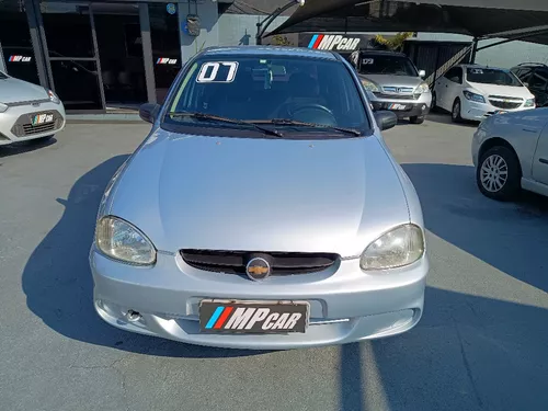 GM - Chevrolet Corsa Sedan Classic Life 1.0 Prata 2009 - Campo Grande