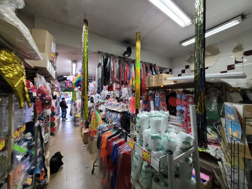 Imagen 5 de 14 de Excelente Local Comercial En Venta - Lote Apto Construcción - Mataderos - Escalada 2211