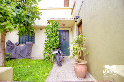 Casa En Venta En Martínez, 3 Ambientes, Ideal Para Refaccionar/ampliación. Lote 171 M2.