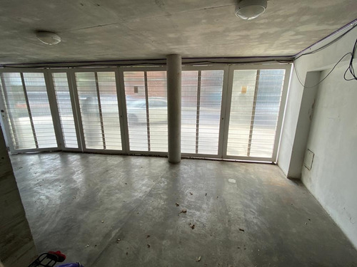 Venta Oficina Con Terraza Privada Y Cochera En Nuñez - Presencia Y Diseño