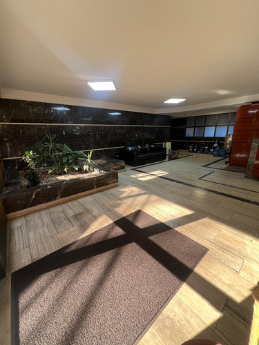 Oportunidad En Las Condes! Para Vivir O Invertir 2d+2b