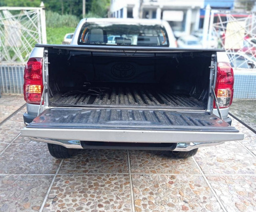 Imagem 9 de 11 de Toyota Hilux 2.8 Srx 4x4 Cd 16v Diesel 4p Automático