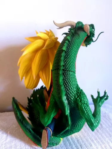 Estátua Goku Super Saiyan 3 Wrath of the Dragon Shenlong Verde