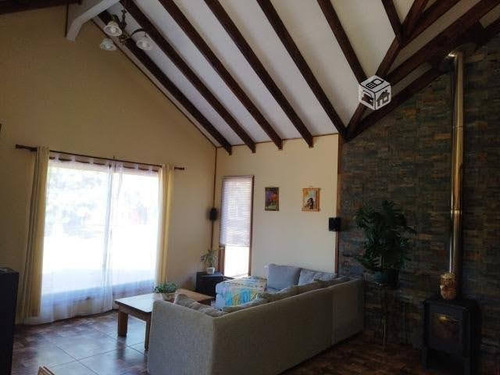 Hermosa Parcela Con Amplia Casa En El Totoral, El Quisco