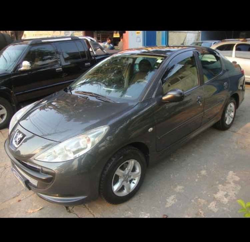 Imagem 1 de 7 de Peugeot 207 Passion 2011 1.4 Xr Flex 4p