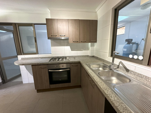 Casa 3 D 3 B En Chicureo Colina