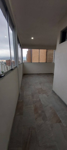 Imagen 10 de 22 de Penthouse Urb. La Trigaleña Valencia 0412-4860923.