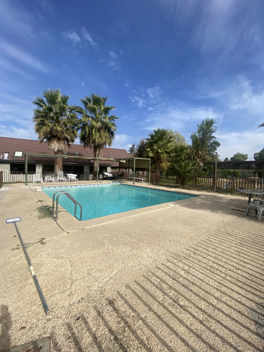 Arriendo Parcela 5.100m2 + Casa 370m2 Multifuncional Batuco