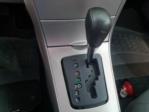 Toyota Corolla 1.8 16v Xli Flex Aut. 4p