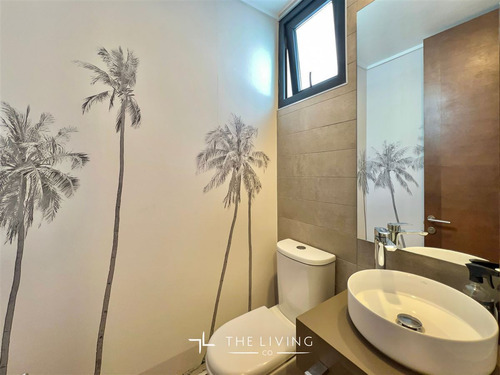 Precioso Y Moderno Penthouse Con Azotea En Venta!!